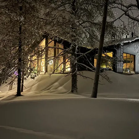 Arctic Trail, A Äkäslompolo